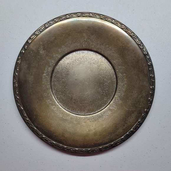 Vintage WMA Rogers MeadowBrook Silver Plate Round 10 Inch Serving Platter - Picture 2 of 15